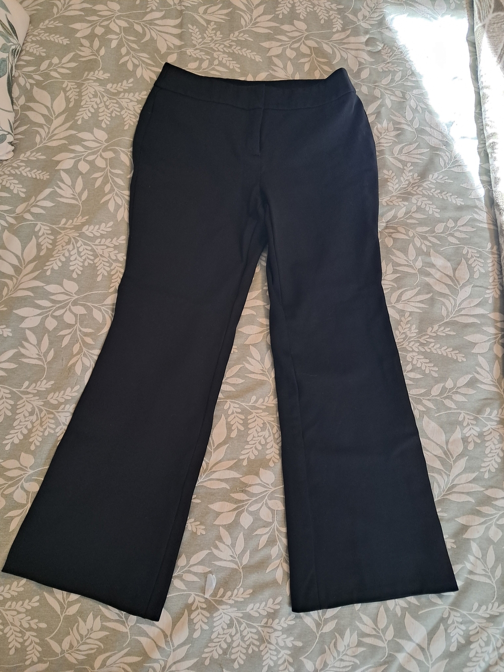 Talbots Black Boot-Cut Stretch Pants In 2 Petite